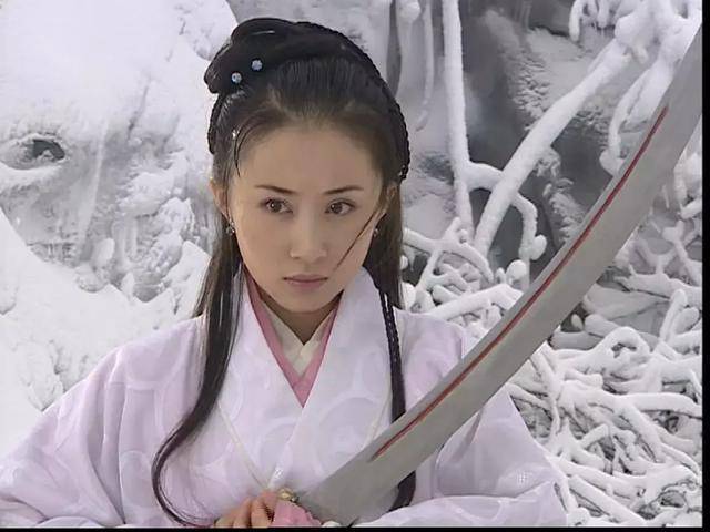 之后舒畅又在《少年大钦差》中饰演女侠徐莲一角,剧中的徐莲身负血海