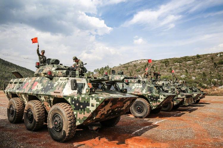 wj03b警用坦克车:全面实战化,数码迷彩涂装几乎帅爆了!