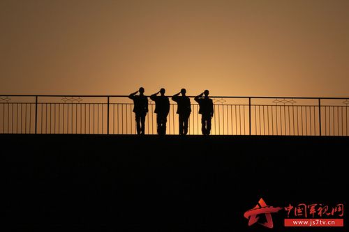 【五四青年节】五四赞歌:青年无悔 军人无畏