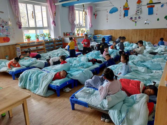宁水园幼儿园小窝班快乐生活之午睡篇