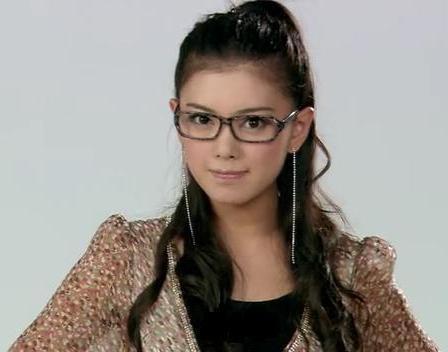 还记得她吗?《爱情公寓》里的秦羽墨,现在长这样!