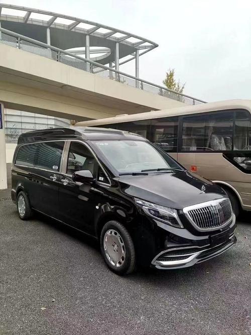 21款奔驰威霆高顶7座迈巴赫商务车价格