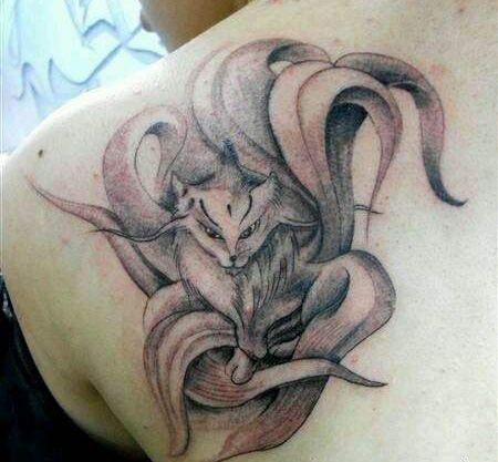 九尾狐霸气纹身图片素材