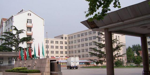 【即墨一中图片】即墨一中风景图片_旅游景点照片_途牛