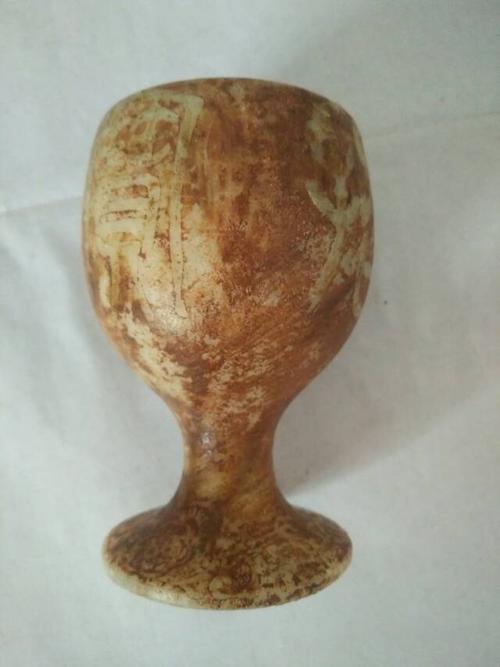 乾隆年制玉酒杯鉴定详情