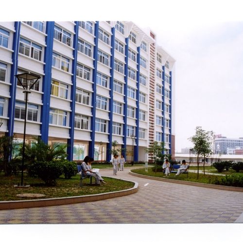 五,联系方式 福建省泉州市丰泽区津淮街附中路222号北京师范大学泉州