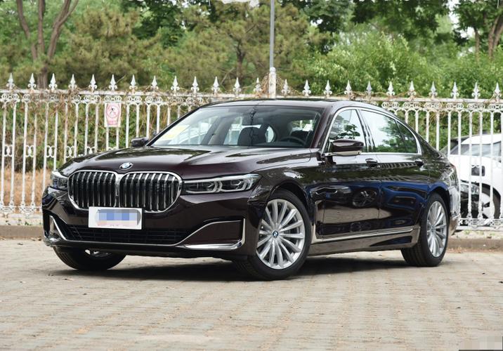 宝马730li,开了2个月后,车主说出优缺点