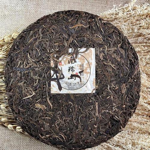 云南普洱茶生茶2015南糯山纯料古树茶357g七子饼0