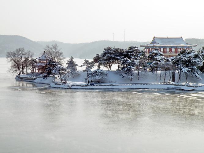辽宁大伙房水库山清水秀