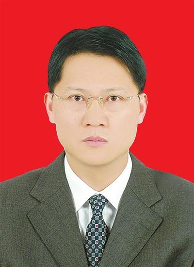  /p> p>现任广东省韶关市政协党组书记,主席,广东省政协委员. /p>