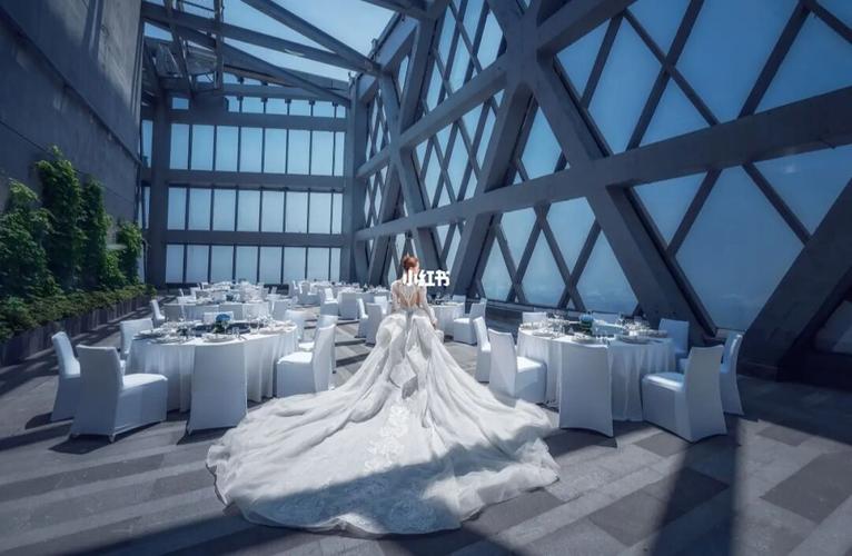 镇江婚宴,镇江五星级酒店婚宴_五星级酒店_镇江攻略_宴会_苏宁怎么样