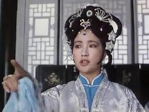 《红楼梦》刘晓庆饰王熙凤