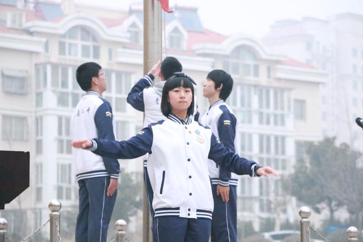 "诚信做人,从诚信考试开始"——记青岛二中第二十二周