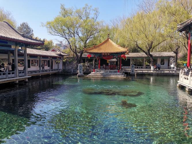 趵突泉景区