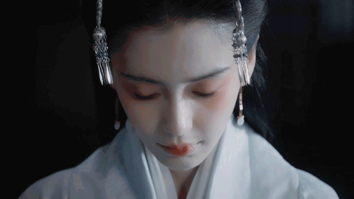 angelababy风起陇西乐伎妆#  angelababy这个浓颜古风妆真的很美!