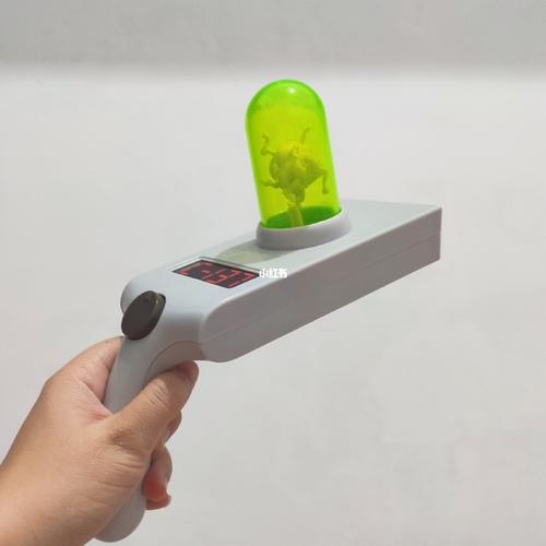 瑞克与莫迪姥爷的传送枪!太帅了!_瑞克和莫蒂_兴趣爱好_玩具