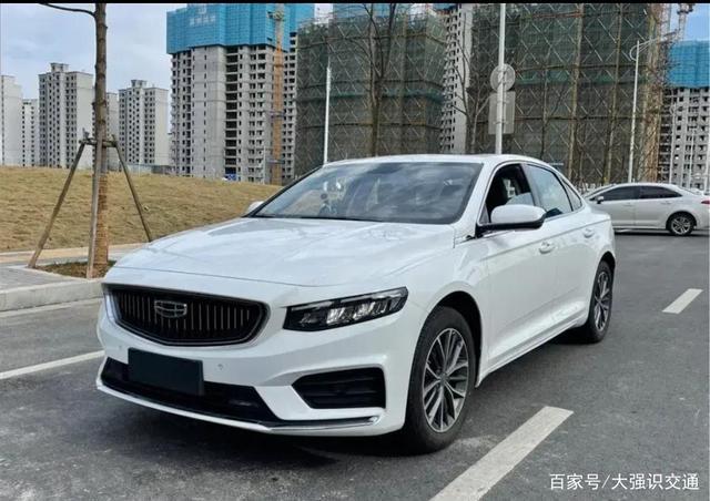 吉利星瑞豪华型,带天窗,全办下来落地13.9w,还送了2000块的油卡