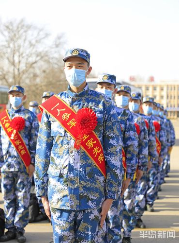 新兵请入列北部战区海军某训练基地迎来首批春季入伍新兵