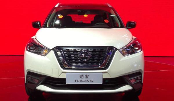 一公里需要花费多少钱的油费了,以目前92号的汽油价格为7元每升计算