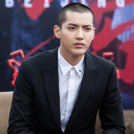 额!声称要劫狱的吴亦凡饭圈!