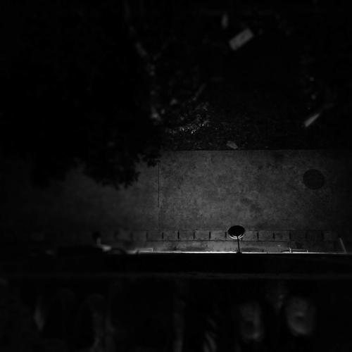 标题:民政,阳光下的白天 黑暗中的夜晚