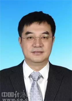 乌鲁木齐十一届市委常委简历(书记李学军)