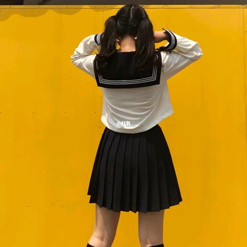jk制服_万圣节去哪玩_制服_jk女孩出没_时尚_穿搭_整体造型