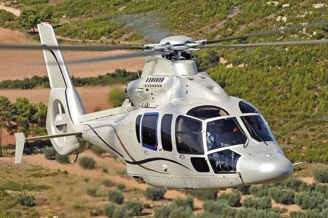 空客生产的这款私人直升机使用复合材料耐腐蚀而且容易维修