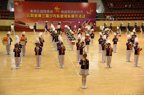 脚步坚定展风采 鼓号铿锵显英姿——记云和县江滨实验小学鼓号队获