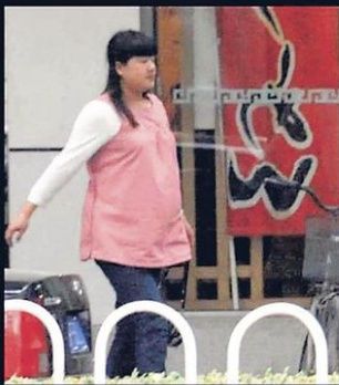 孙云玲为老公莫少聪生个可爱女儿 图片来源:香港"明报"
