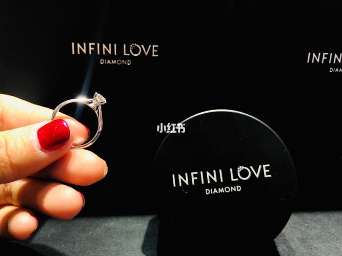 周生生全爱钻时光沙漏_周生生怎么样_bingbing周生生