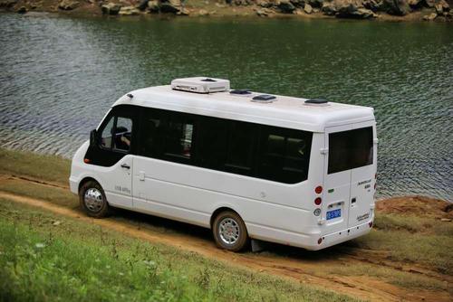 不一定非要有大额头五菱房车告诉你b型房车如何从容住下6个人