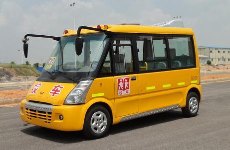 五菱小学生校车 gl6482xq