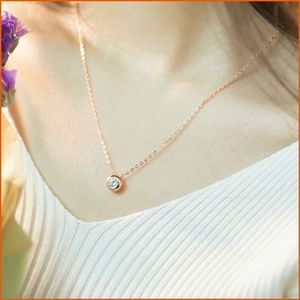 老凤祥福新款纯银项链简约单钻锁骨链玫瑰金18k彩金送女朋友 七夕