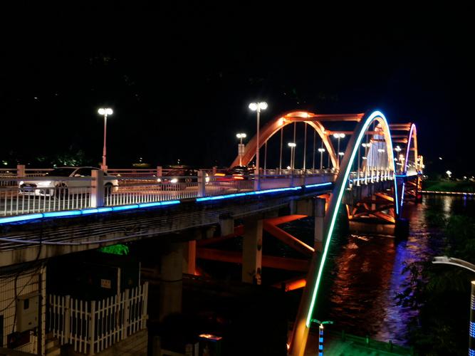 彩虹桥夜景