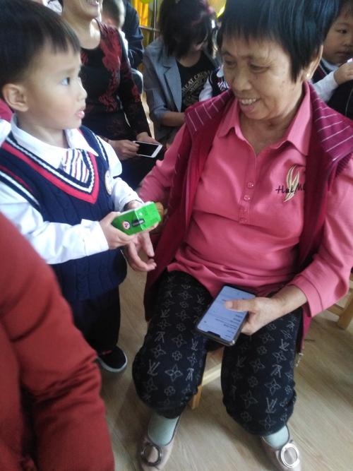 九九重阳,暖暖敬意——龙湾雅思幼儿园重阳节活动回顾 - 美篇