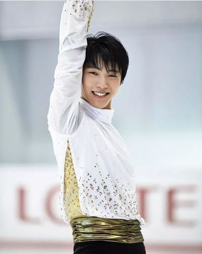 yuzuru hanyu羽生结弦摄影|伊藤彰纪aragaki yui新垣结衣越是这对