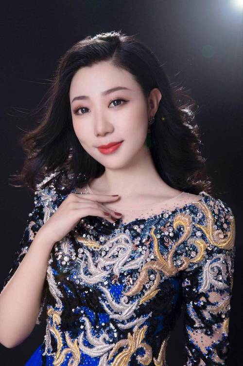 李佳蔚获得第十三届中国音乐金钟奖民族唱法第二名