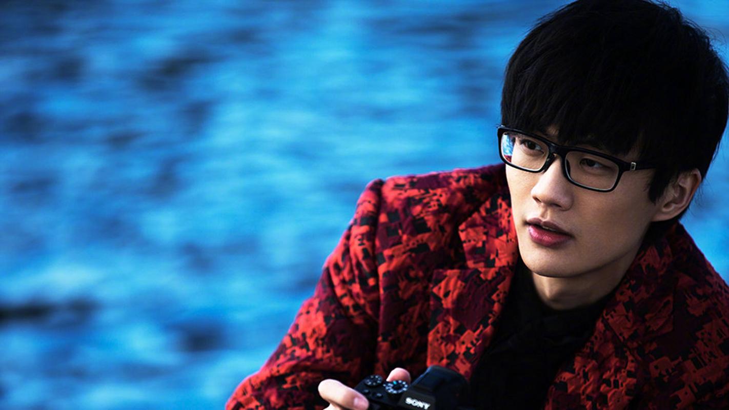 许嵩帅气迷人图片桌面壁纸