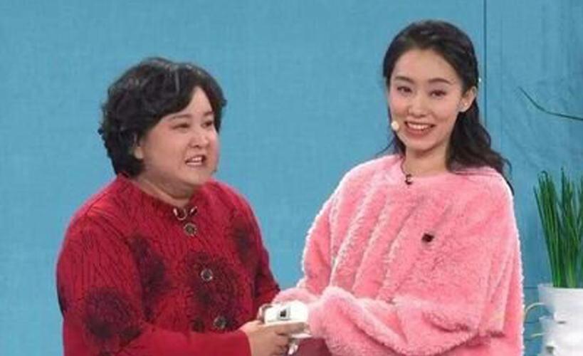 2021年央视春晚小品《一波三折》