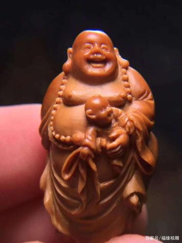 喜欢橄榄核雕手串没见过这串弥勒那就别说你是圈里人!