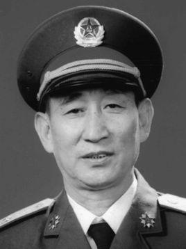 张立清(原福建省军区副政委,少将)