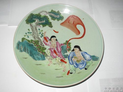 [物品编号:440640] 道光款和合二仙的盘子