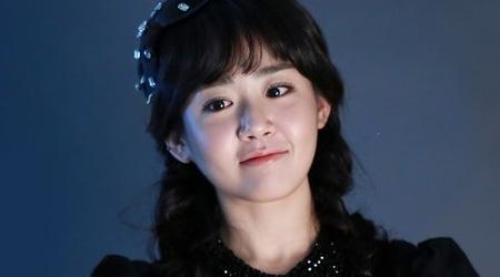 演员 地区:韩国 身高:165 cm 体重:45 kg 生日:1987-05-06 星座:金牛