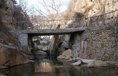 青龙潭旅游风景区