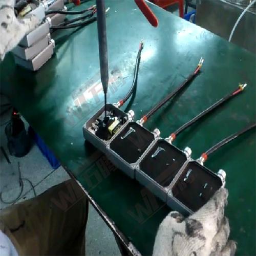 环氧树脂灌胶设备供应商 硅胶灌胶机 东莞生产厂家