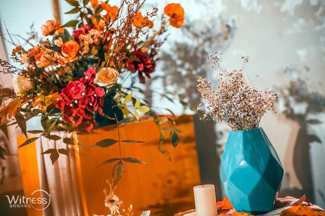 "橙"意十足的秋日油画婚礼