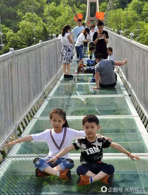 这周一起去距离周口最近的玻璃桥吧?-旅游频道-手机