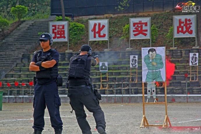 广州特警闪电突击队战术射击