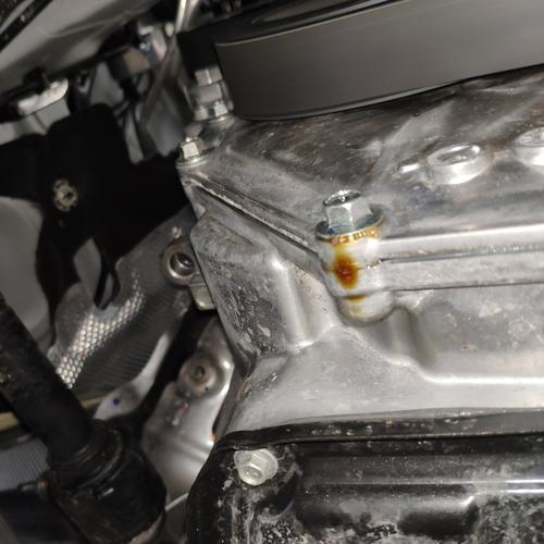 日产-轩逸发动机2900公里漏油